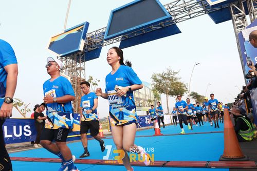 Race photo from ISOPlus Run 2024 Jakarta