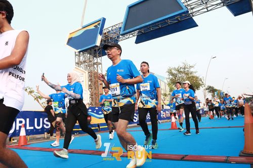 Race photo from ISOPlus Run 2024 Jakarta