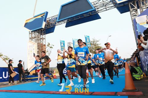 Race photo from ISOPlus Run 2024 Jakarta