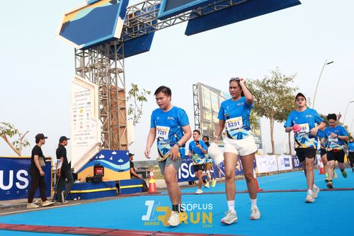 Race photo from ISOPlus Run 2024 Jakarta