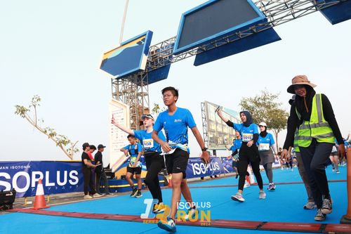 Race photo from ISOPlus Run 2024 Jakarta