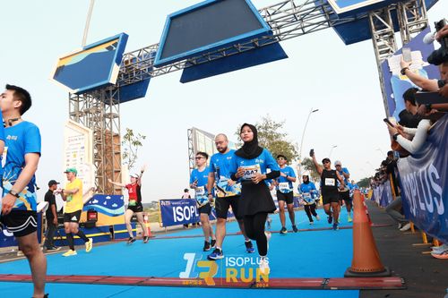 Race photo from ISOPlus Run 2024 Jakarta