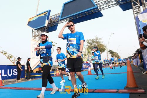 Race photo from ISOPlus Run 2024 Jakarta