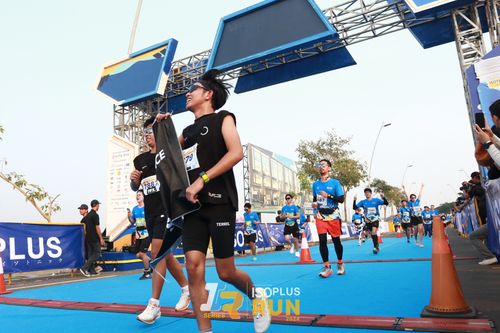 Race photo from ISOPlus Run 2024 Jakarta