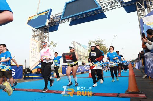 Race photo from ISOPlus Run 2024 Jakarta