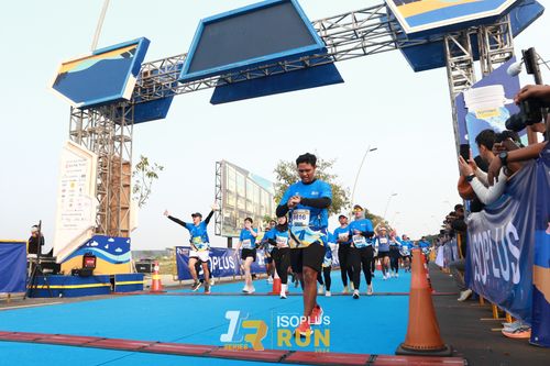 Race photo from ISOPlus Run 2024 Jakarta