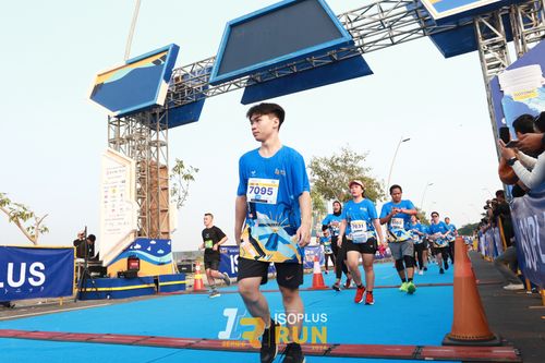 Race photo from ISOPlus Run 2024 Jakarta
