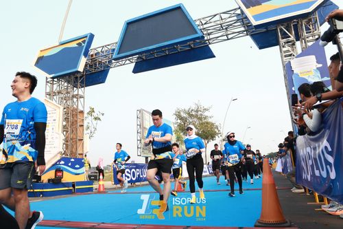 Race photo from ISOPlus Run 2024 Jakarta