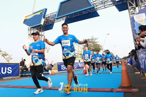 Race photo from ISOPlus Run 2024 Jakarta