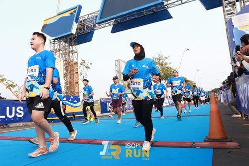 Race photo from ISOPlus Run 2024 Jakarta