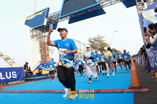 Race photo from ISOPlus Run 2024 Jakarta