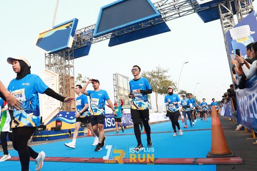 Race photo from ISOPlus Run 2024 Jakarta