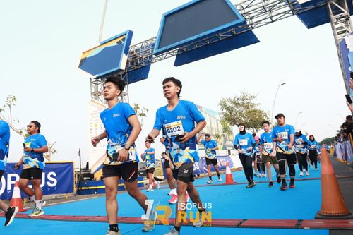 Race photo from ISOPlus Run 2024 Jakarta