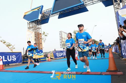 Race photo from ISOPlus Run 2024 Jakarta
