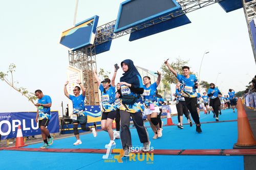 Race photo from ISOPlus Run 2024 Jakarta