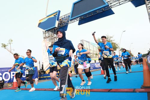 Race photo from ISOPlus Run 2024 Jakarta