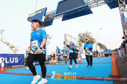 Race photo from ISOPlus Run 2024 Jakarta