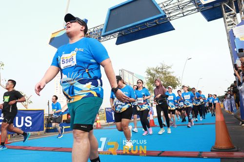 Race photo from ISOPlus Run 2024 Jakarta
