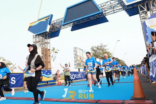 Race photo from ISOPlus Run 2024 Jakarta