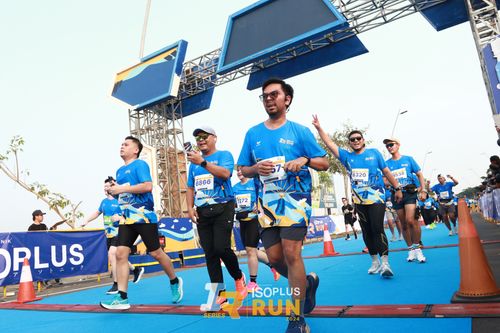 Race photo from ISOPlus Run 2024 Jakarta
