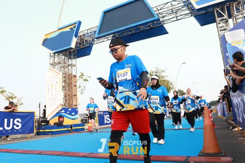 Race photo from ISOPlus Run 2024 Jakarta