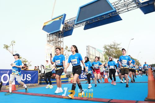 Race photo from ISOPlus Run 2024 Jakarta