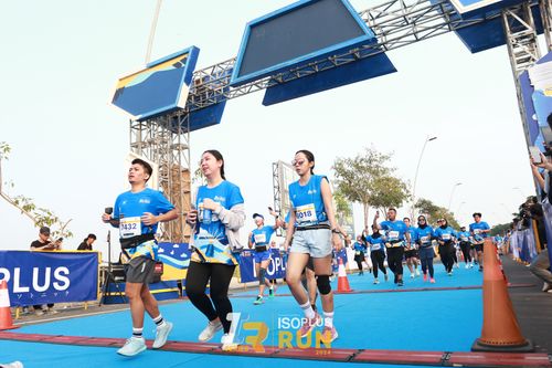 Race photo from ISOPlus Run 2024 Jakarta