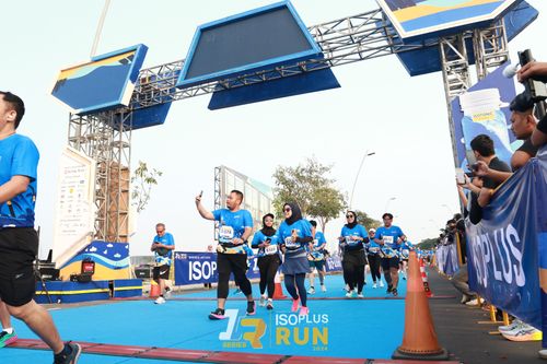 Race photo from ISOPlus Run 2024 Jakarta