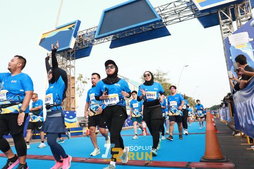 Race photo from ISOPlus Run 2024 Jakarta
