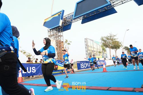 Race photo from ISOPlus Run 2024 Jakarta