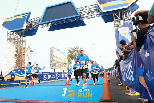 Race photo from ISOPlus Run 2024 Jakarta