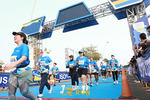 Race photo from ISOPlus Run 2024 Jakarta