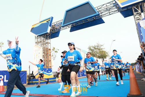 Race photo from ISOPlus Run 2024 Jakarta