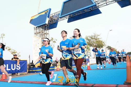 Race photo from ISOPlus Run 2024 Jakarta