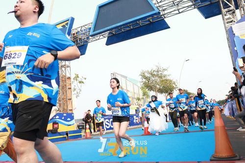 Race photo from ISOPlus Run 2024 Jakarta