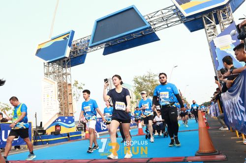 Race photo from ISOPlus Run 2024 Jakarta