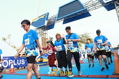 Race photo from ISOPlus Run 2024 Jakarta