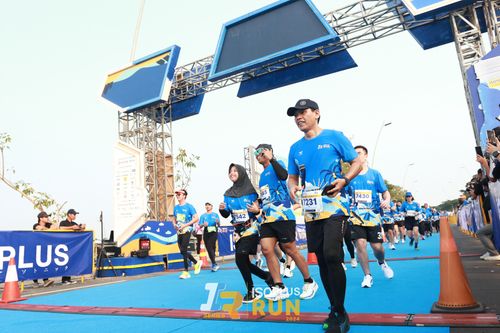 Race photo from ISOPlus Run 2024 Jakarta
