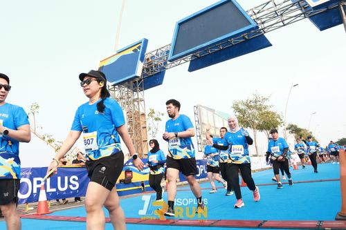 Race photo from ISOPlus Run 2024 Jakarta