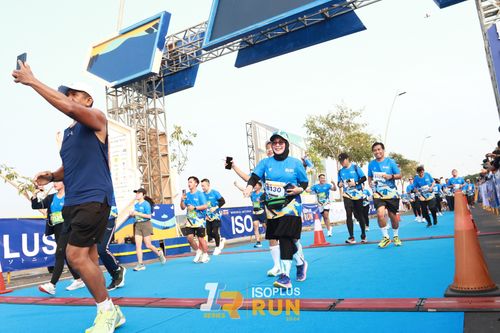 Race photo from ISOPlus Run 2024 Jakarta