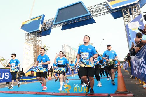 Race photo from ISOPlus Run 2024 Jakarta