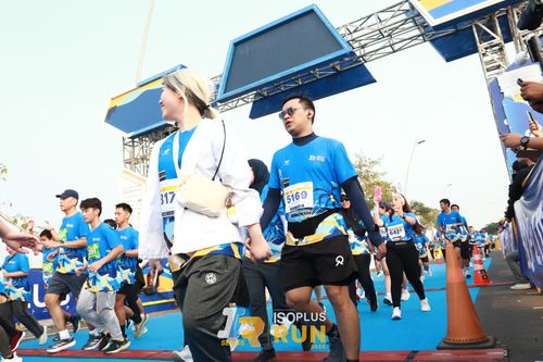 Race photo from ISOPlus Run 2024 Jakarta