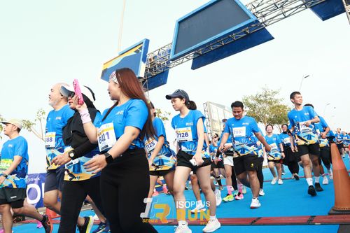 Race photo from ISOPlus Run 2024 Jakarta