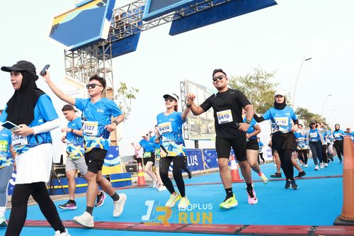 Race photo from ISOPlus Run 2024 Jakarta
