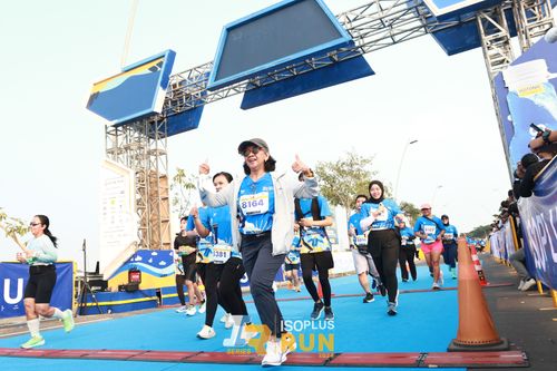 Race photo from ISOPlus Run 2024 Jakarta