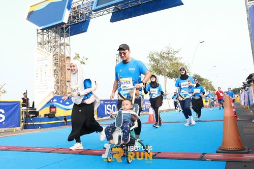 Race photo from ISOPlus Run 2024 Jakarta