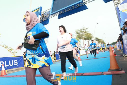 Race photo from ISOPlus Run 2024 Jakarta