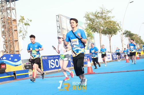 Race photo from ISOPlus Run 2024 Jakarta