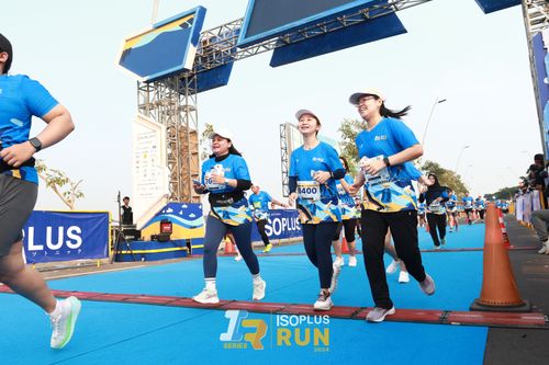 Race photo from ISOPlus Run 2024 Jakarta
