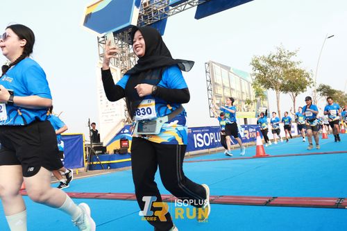 Race photo from ISOPlus Run 2024 Jakarta